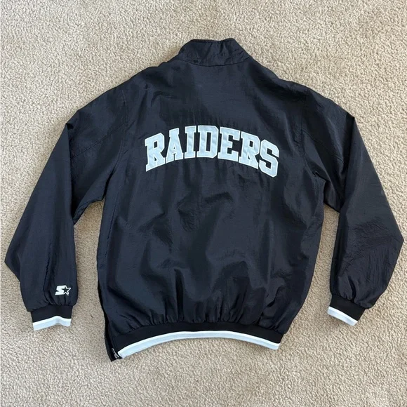 Oakland Raiders Starter 1/4 Zip Jacket - Picture 9 of 13